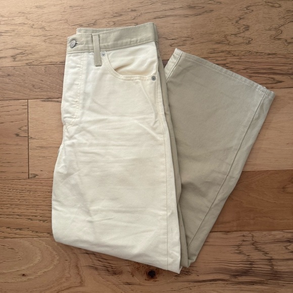 Levi's Beige and Cream Two Tone Jeans - Picture 4 of 4